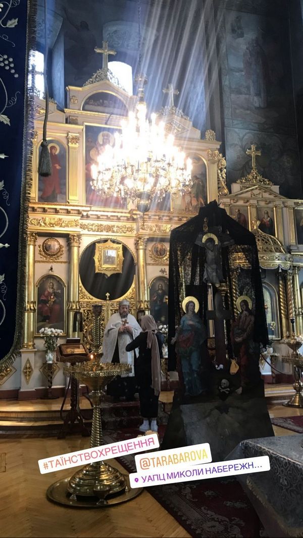Известная телеведущая крестила сына Светланы Тарабаровой (фото)