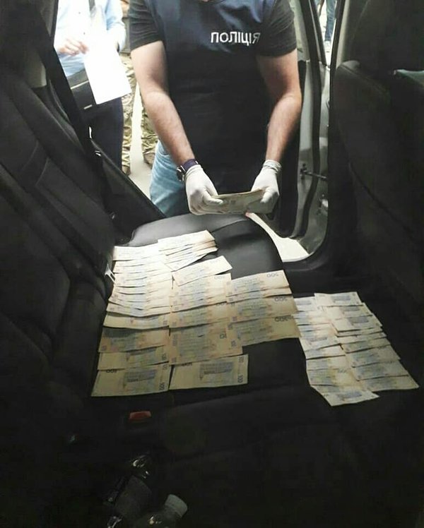 В Одессе на взятке задержали помощника Надежды Савченко: все подробности (фото)