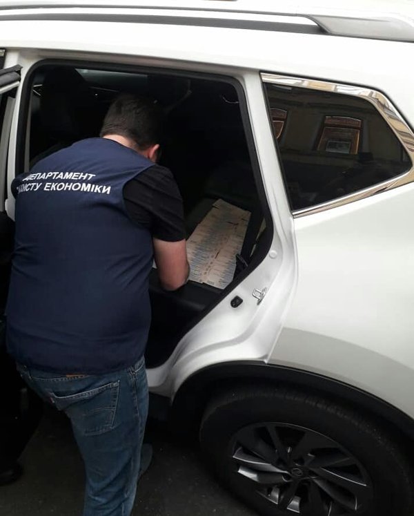 В Одессе на взятке задержали помощника Надежды Савченко: все подробности (фото)