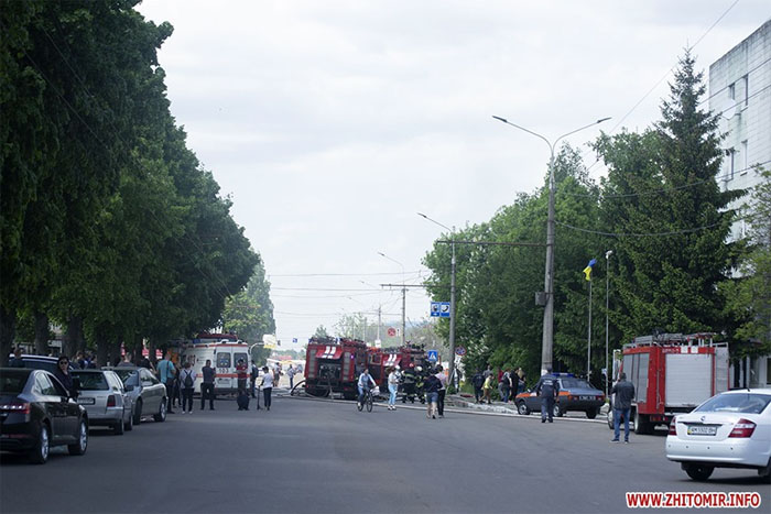Заправку в Житомире охватил масштабный пожар: загорелась цистерна с топливом (фото, видео)