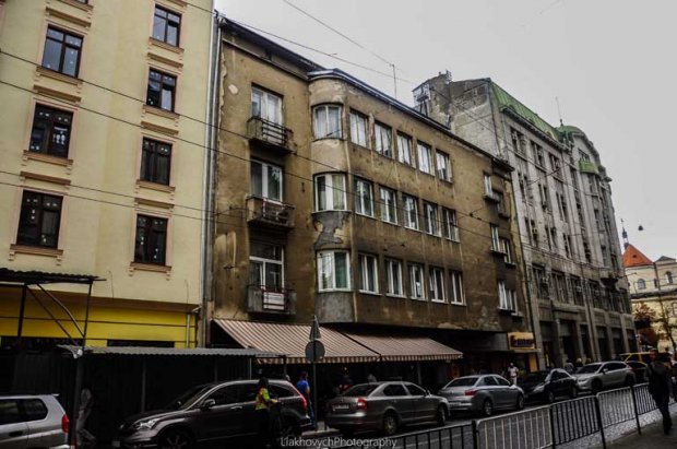 Будинок Авіна: як місто протестувало проти єврейського сиротинця