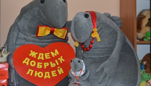 Дизайнерські костюми у подарунок: діти з інвалідністю готуються до випускного вечора