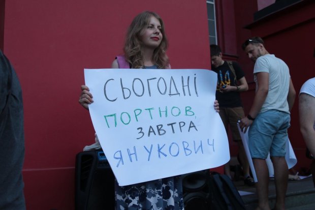 Головні новини 20 червня: КС дозволив розпуск Ради, Філарет відновив УПЦ КП, протести у Грузії