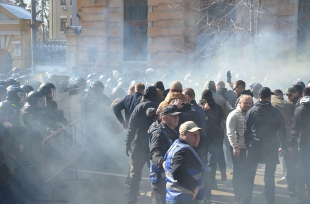 Головні новини 9 березня: Акції проти Гладковських і російський поет Шевченко у Криму