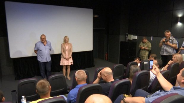 Хочу забути, але не можу: у Києві представили фільм про важкий бій українських захисників