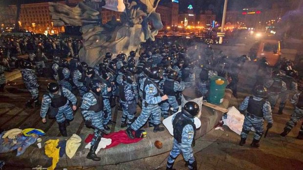 Хто вказує суддям, які рішення потрібно виносити щодо майданівців