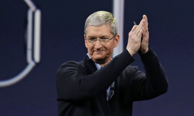 Компанія Apple переманила до себе найкращого дизайнера Tesla