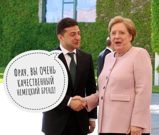 Найсмішніші меми тижня: брендовані українські жінки і несподіваний магнетизм мосту Кличка