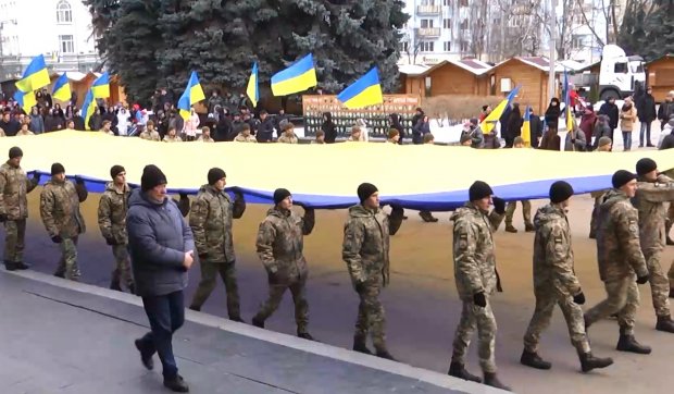 Не лише обведена єдиним кордоном, а насправді Єдина: як святкували 100 років Соборної України