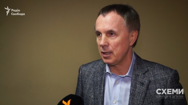 Низка можновладців може використовувати статус почесних консулів задля недоторканності