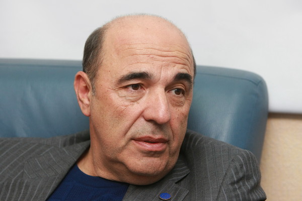 Партійні скандали, формування, конфлікти та обєдання: що приніс новий політичний сезон