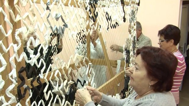 Пенсіонери з Черкас зробили неймовірний подарунок для бійців ЗСУ: фото та відео