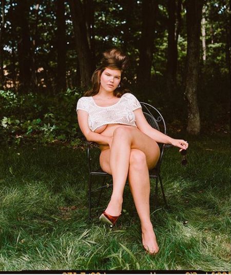 Пишнотіла модель знялася у сексуальній фотосесії для Playboy (18+)