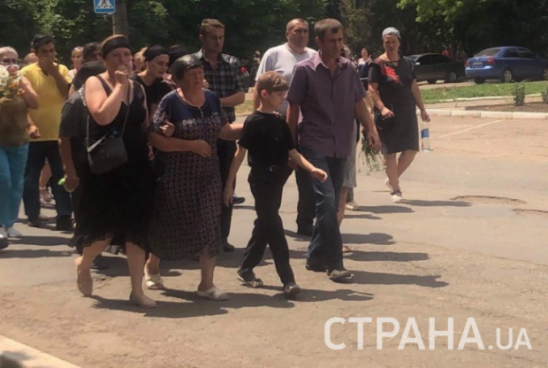 Похорон 11-річної Дарії Лукяненко в Іванівці: фото 18+