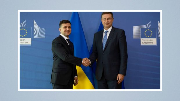 Про Бухарєва, звільнення Луценка та переїзд АП: ексклюзивне інтервю з помічником Зеленського