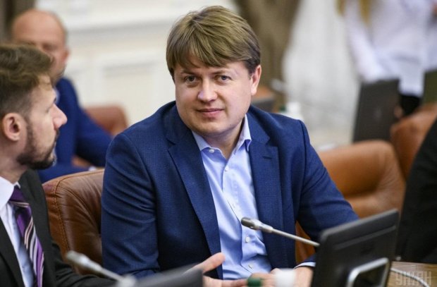 Роттердам без плюса, или Команда Зеленского нанесет удар по монополии Ахметова
