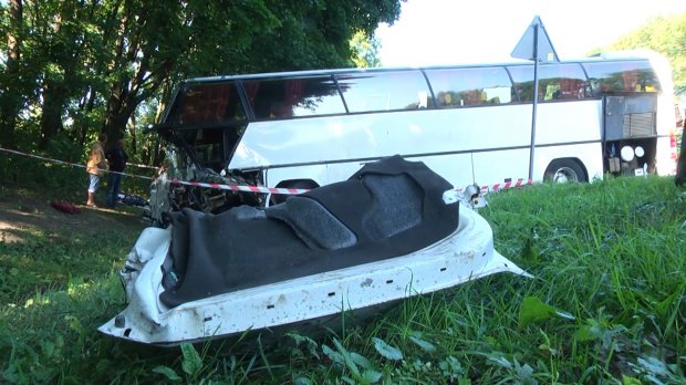 Смертельна ДТП з дітьми на Львівщині: відомі подробиці аварії