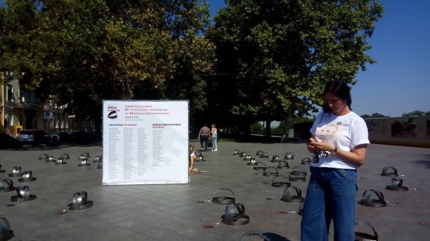 Сотня капканів та листівки: в Одесі розпочали всеукраїнський тур на підтримку бранців Кремля