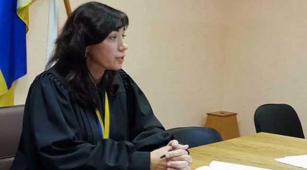 Тримати за горло суддів: люди Порошенка беруть під контроль Вищу раду правосуддя