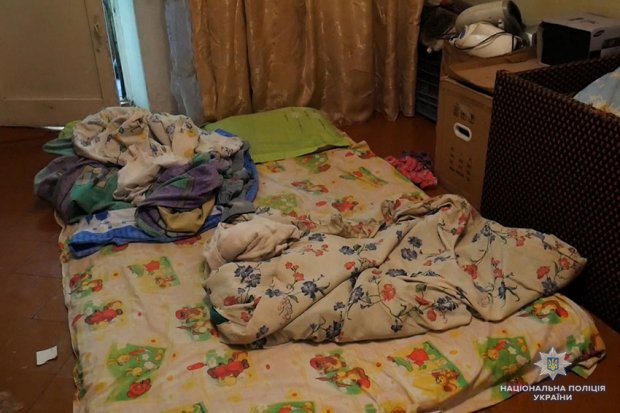 У дітей, яких мати хотіла продати для жебракування, знайшли давні тілесні ушкодження
