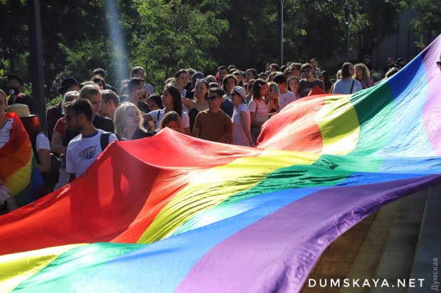 В Одесі провели Марш рівності, не обійшлося без конфліктів: яскраві фото і відео