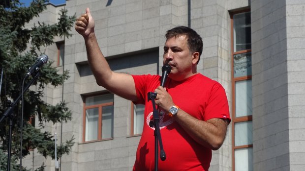 В Одесі влаштували культурний майдан проти звільнення Ройтбурда: вражаючі фото