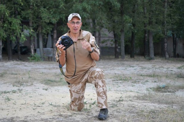 Воєнний фотограф: В Україні не вміють пам’ятати своїх героїв
