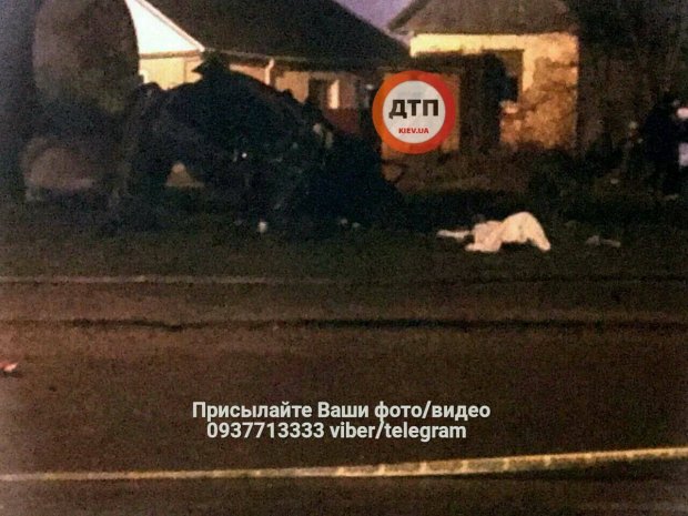 Водій збив жінку з маленькою дитиною на Хмельниччині: ексклюзивне відео