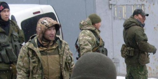 Як бої за Дебальцеве призвели до масштабного входу російських підрозділів на Донбас