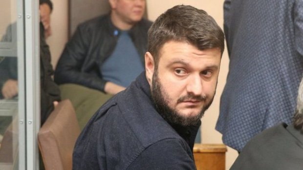 Як депутати шантажують нас похоронами