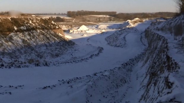 Як іноземці безкарно грабують українську землю і заробляють на цьому мільйони