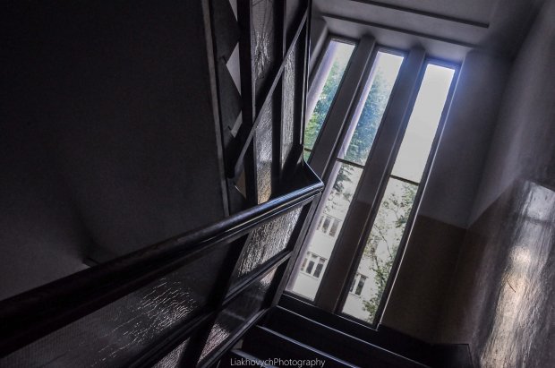 Як вдалось зберегти один з найкрасивіших функціоналістичних будинків Львова