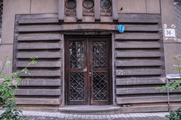 Як вдалось зберегти один з найкрасивіших функціоналістичних будинків Львова