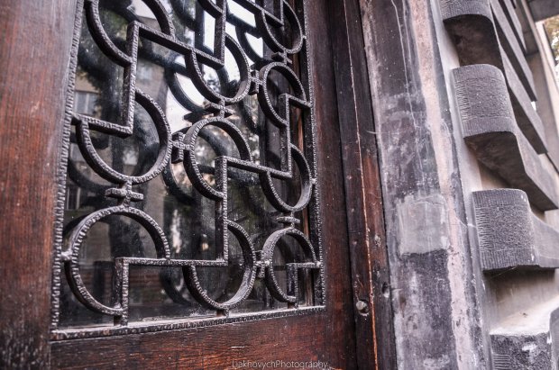 Як вдалось зберегти один з найкрасивіших функціоналістичних будинків Львова