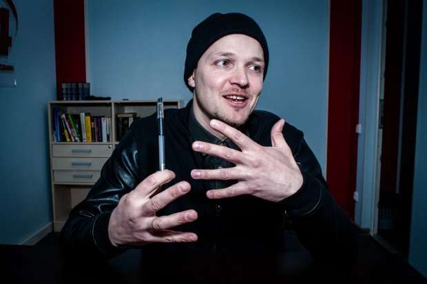 Женя Галич: Диванні патріоти мають встати і піти на концерти українських музикантів