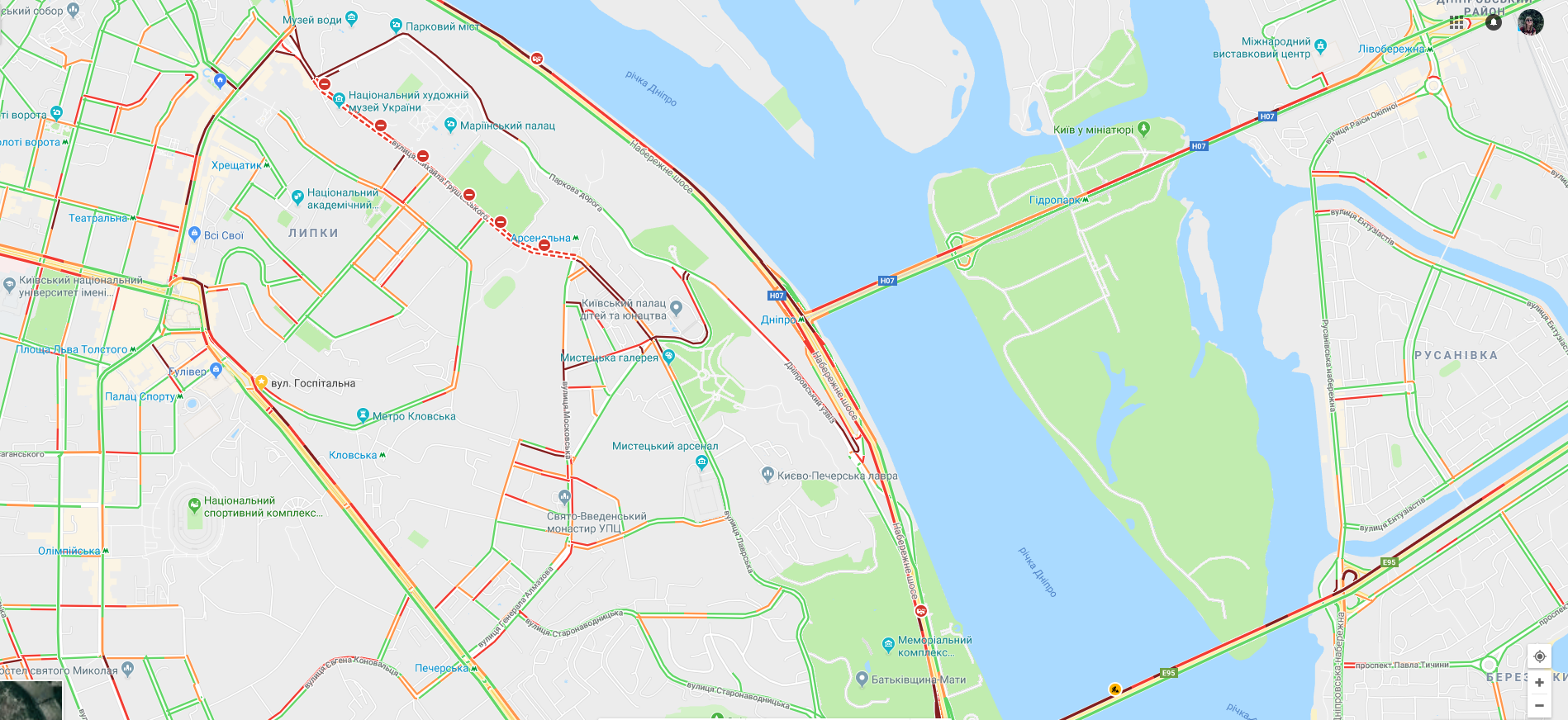 Центр Киева заблокировали протестующие водители автомобилей с еврономерами (фото, видео)