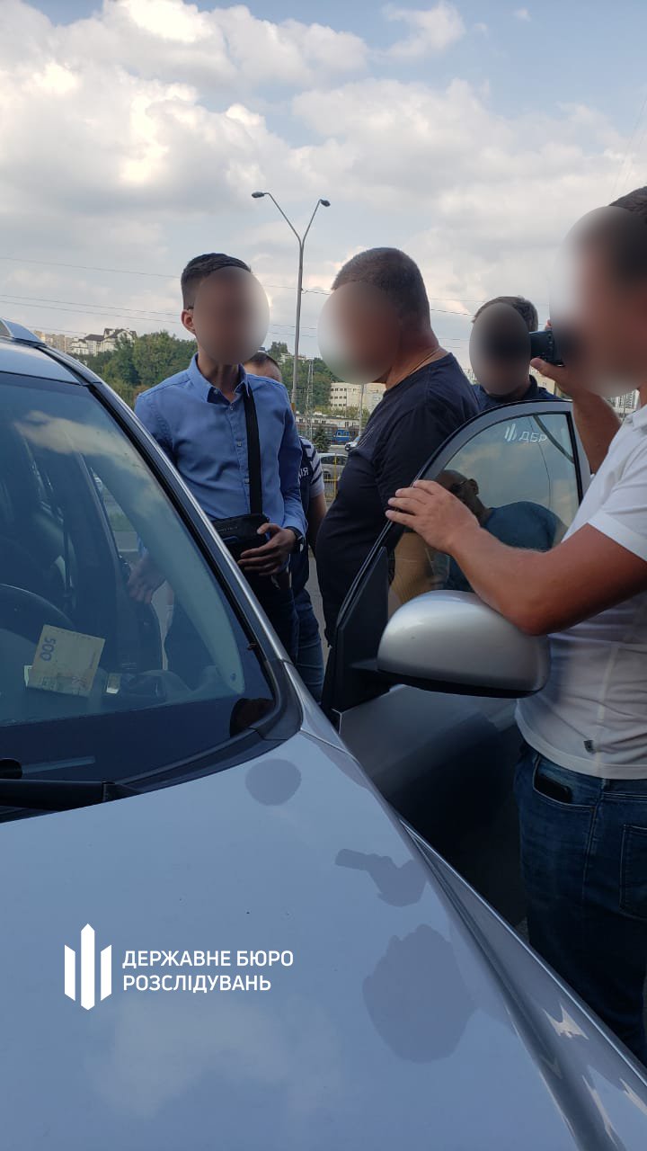 ГБР разоблачило топ-чиновников Полтавской таможни на систематическом вымогательстве взяток