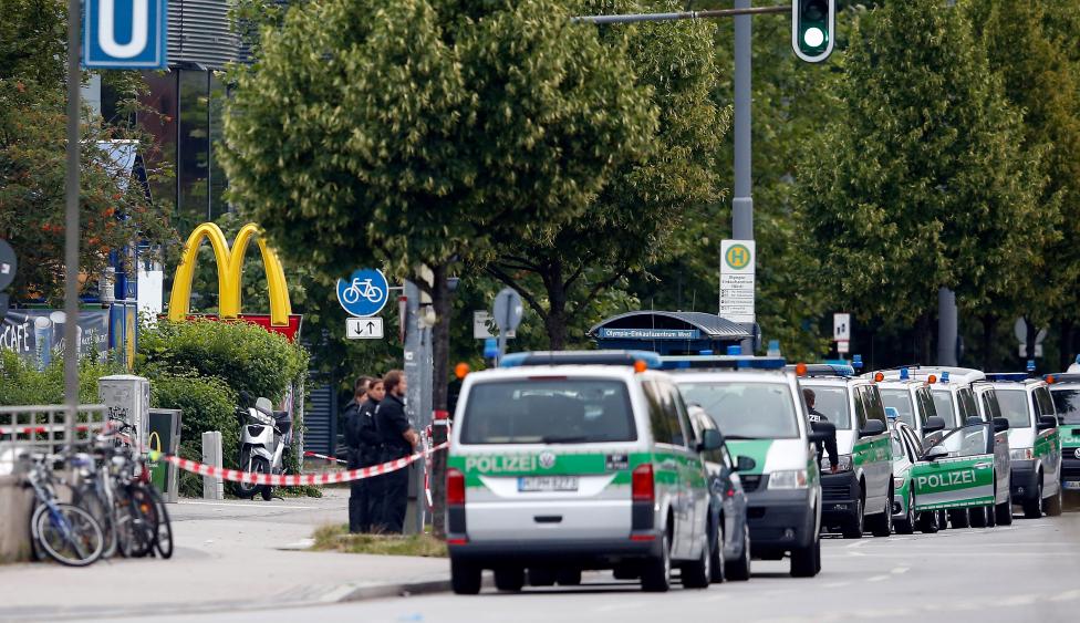 Германия в крови: стрельба в Мюнхене, резня в Ройтлингене и взрыв в Ансбахе