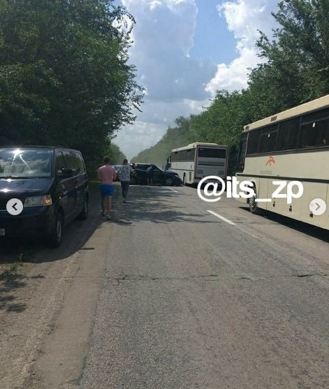 Кортеж Зеленского попал в масштабное ДТП в Запорожской области (ФОТО, ВИДЕО)