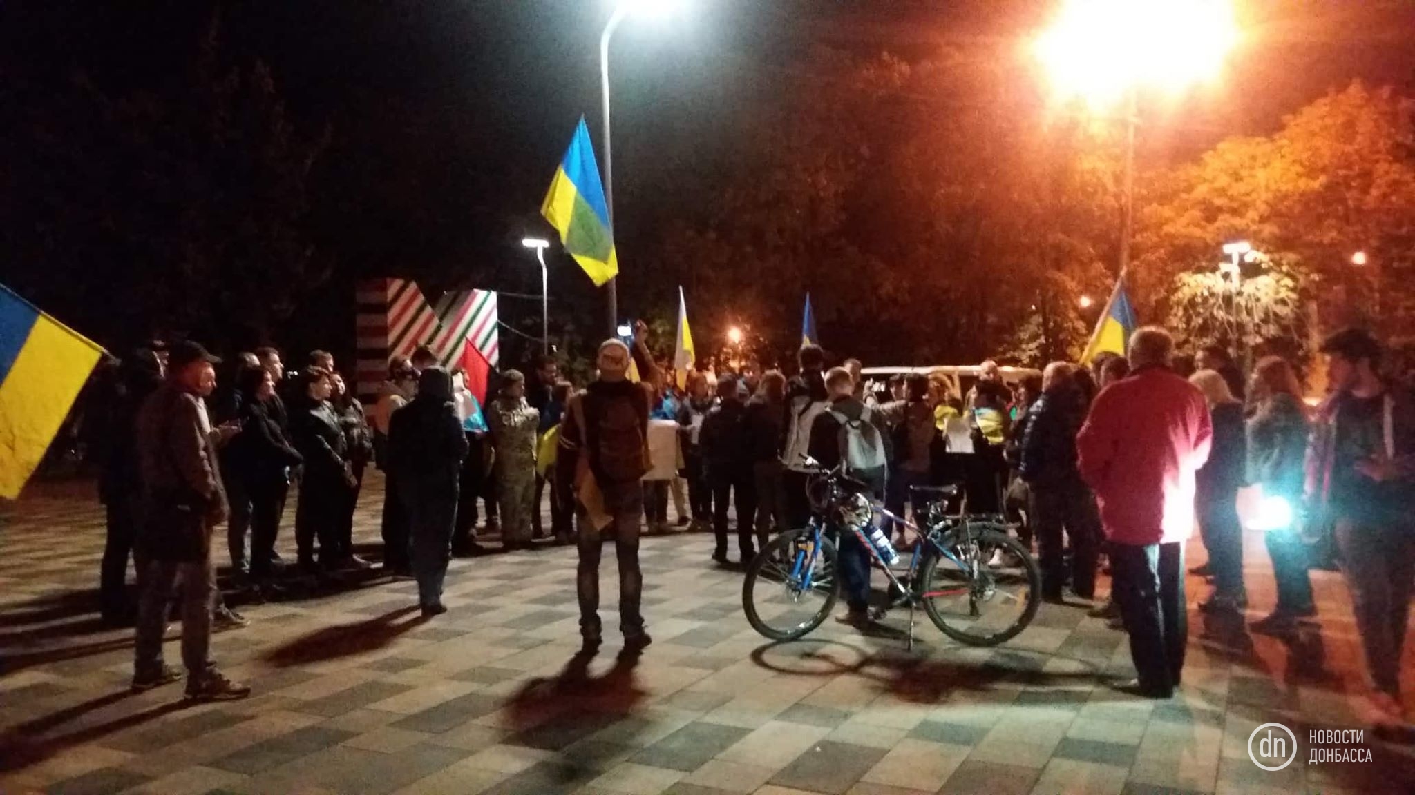 Митинги против формулы Штайнмайера состоялись не только в Киеве, но и во Львове, Харькове и Мариуполе