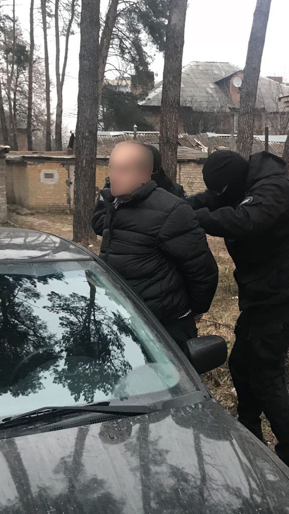 Нацполиция разоблачила должностных лиц ГМС на отмывании денег и сбыте наркотиков