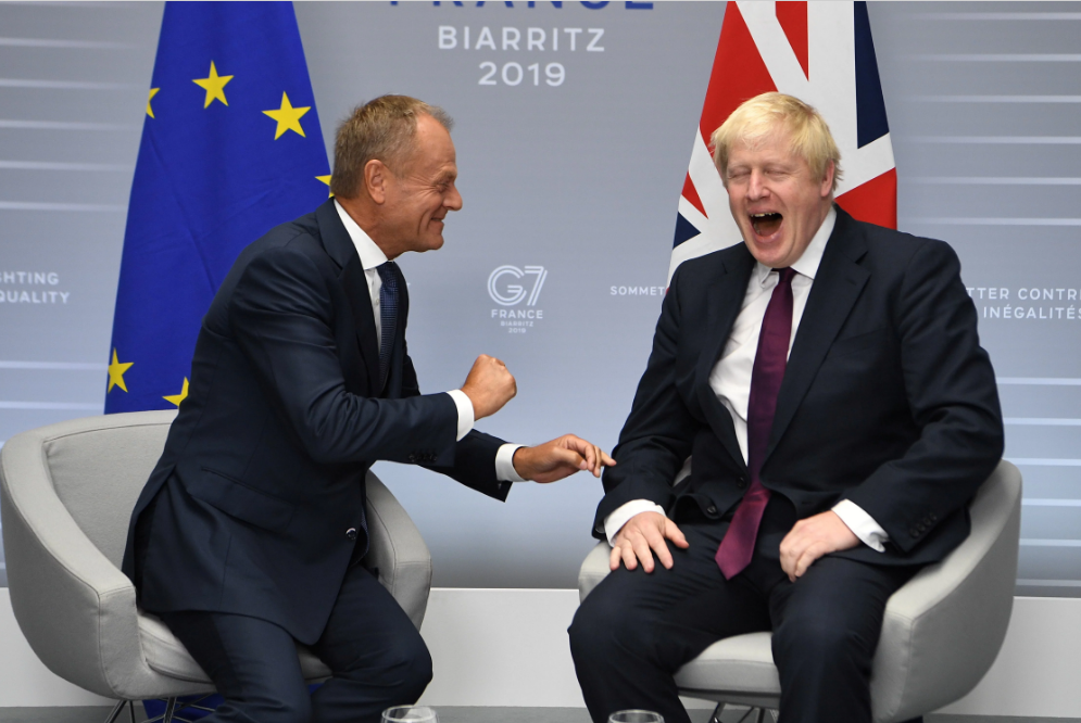 Поцелуи, протесты и неожиданные гости: Как прошел саммит G7