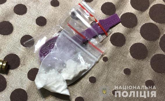 Правоохранители задержали в Одессе группу подозреваемых в сбыте кокаина