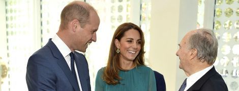 Разъяренная Джиджи Хадид силой вытолкала наглую пранкершу с подиума