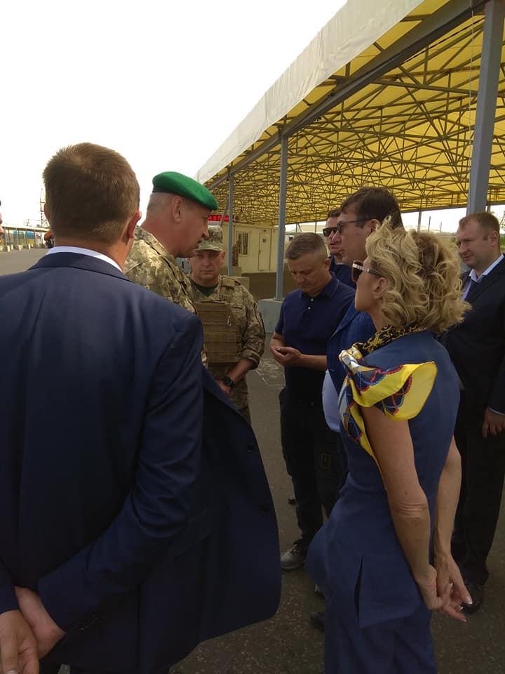 Реконструкция КПВВ Марьинка обошлась в 10 млн гривен, - Лысенко