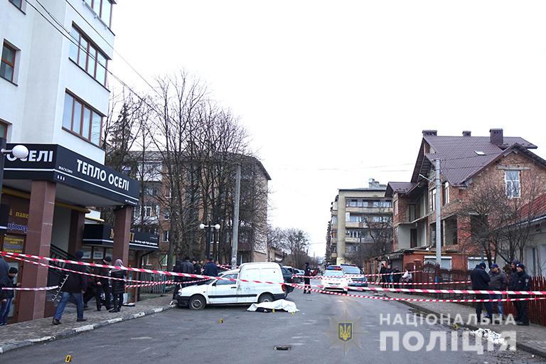 В центре Ивано-Франковска застрелили мужчину, полиция объявила план Сирена