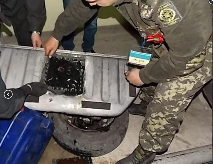 В Черниговской обл. на границе задержали молдаванина, перевозившего почти 60 кг наркотиков