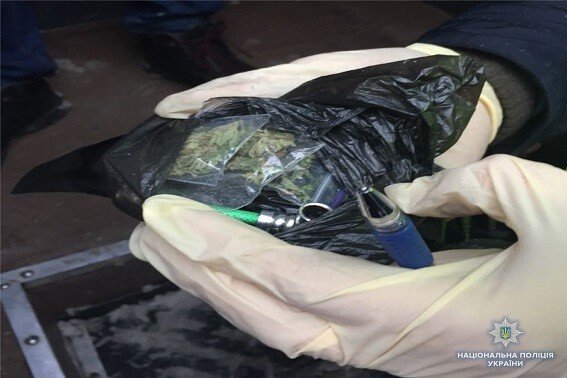 В Киеве полиция задержала четырех организаторов нарковечеринок