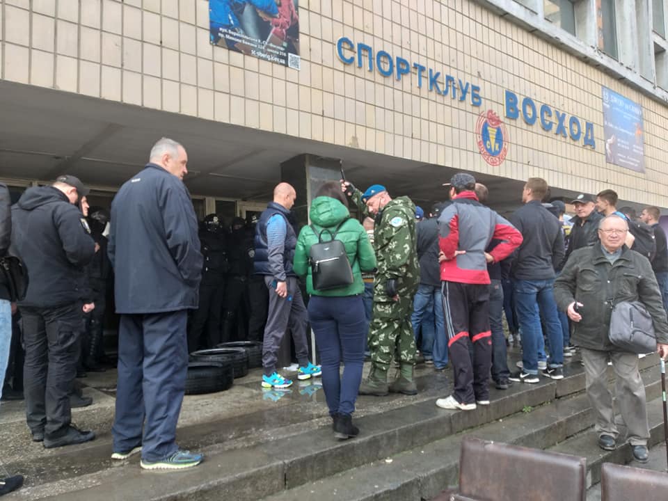 В Киеве снова напали на спортклуб «Восход»: полиция провела задержания (ФОТО, ВИДЕО)