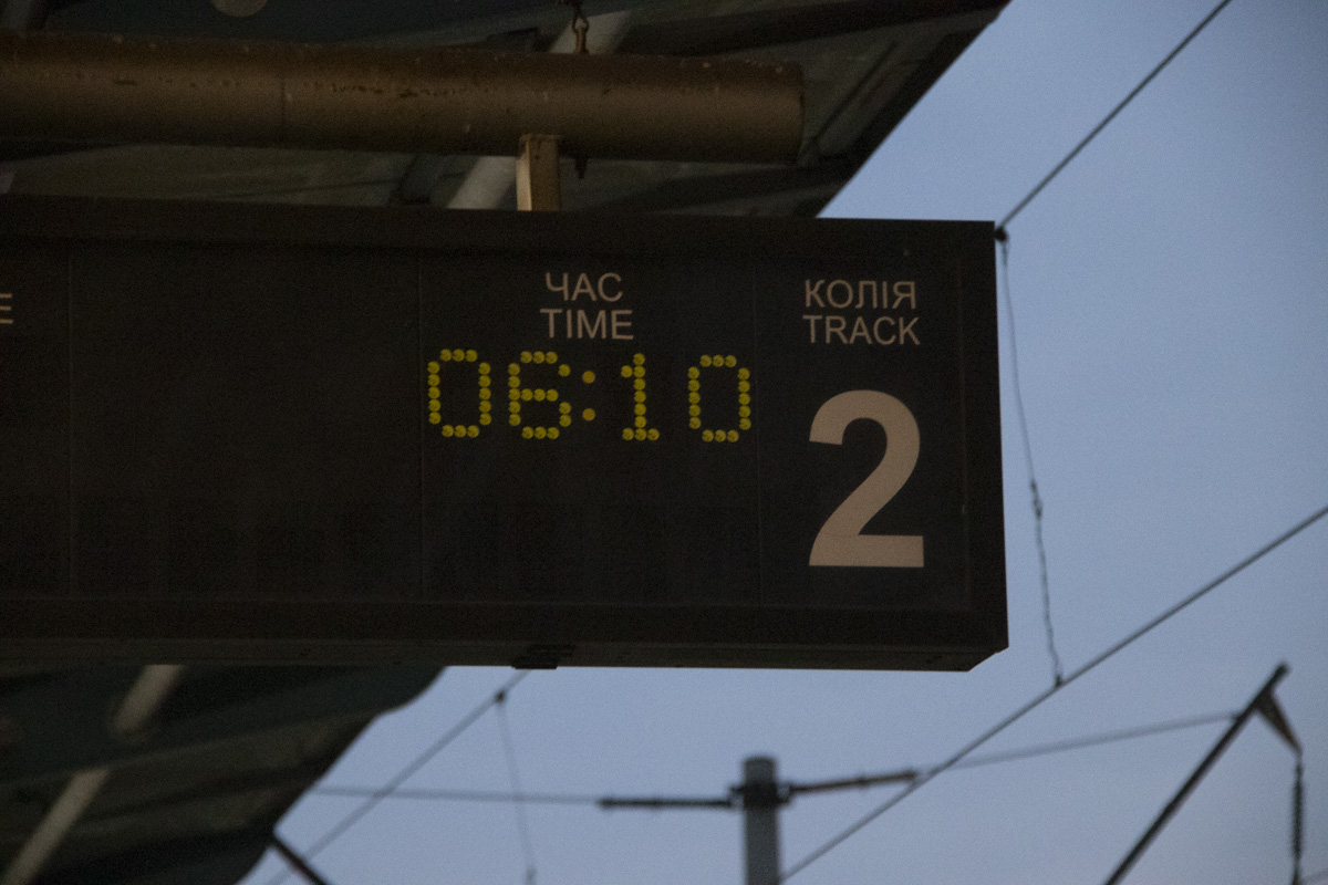 В Киеве в последнем вагоне электрички нашли труп мужчины
